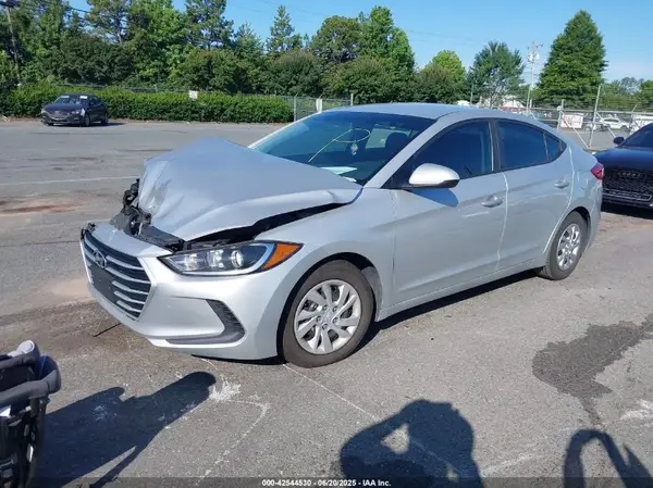 5NPD74LF0JH329127 2018 HYUNDAI ELANTRA - Image 2