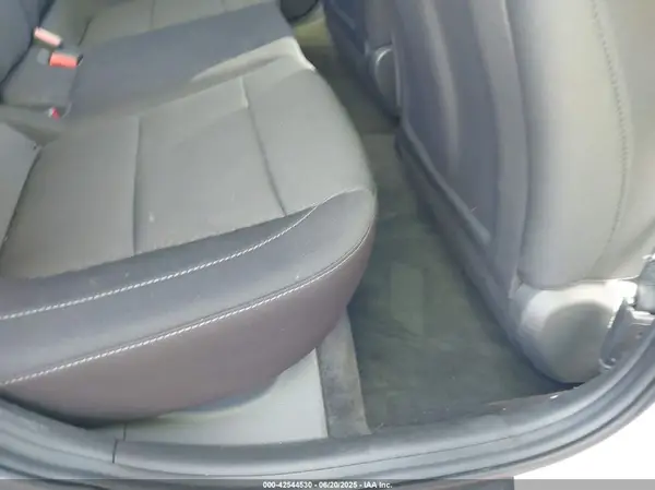 5NPD74LF0JH329127 2018 HYUNDAI ELANTRA - Image 8