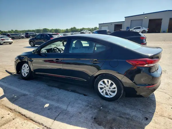 5NPD74LF0JH331685 2018 HYUNDAI ELANTRA - Image 2