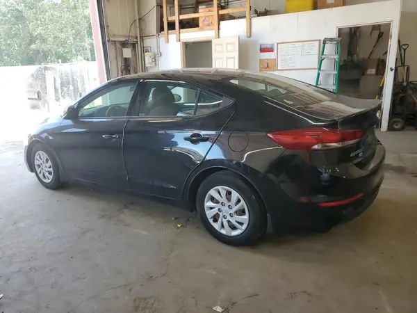 5NPD74LF0JH331749 2018 HYUNDAI ELANTRA - Image 2