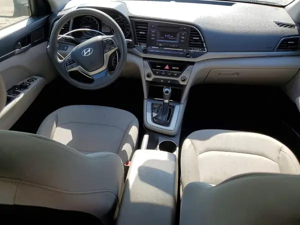 5NPD74LF0JH332657 2018 HYUNDAI ELANTRA - Image 8