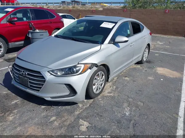 5NPD74LF0JH336398 2018 HYUNDAI ELANTRA - Image 2
