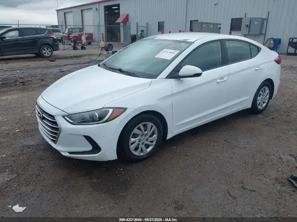 5NPD74LF0JH342332 2018 HYUNDAI ELANTRA - Image 2