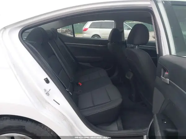 5NPD74LF0JH342332 2018 HYUNDAI ELANTRA - Image 8