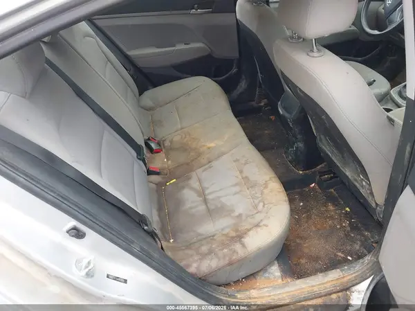 5NPD74LF0JH352830 2018 HYUNDAI ELANTRA - Image 8