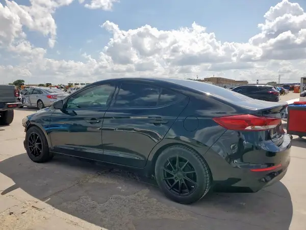 5NPD74LF0JH355789 2018 HYUNDAI ELANTRA - Image 2
