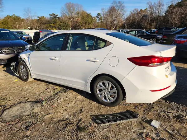 5NPD74LF0JH355923 2018 HYUNDAI ELANTRA - Image 2