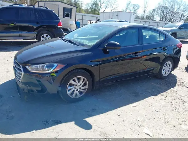5NPD74LF0JH363455 2018 HYUNDAI ELANTRA - Image 2