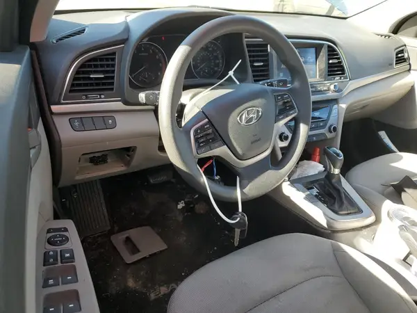5NPD74LF0JH368557 2018 HYUNDAI ELANTRA - Image 8