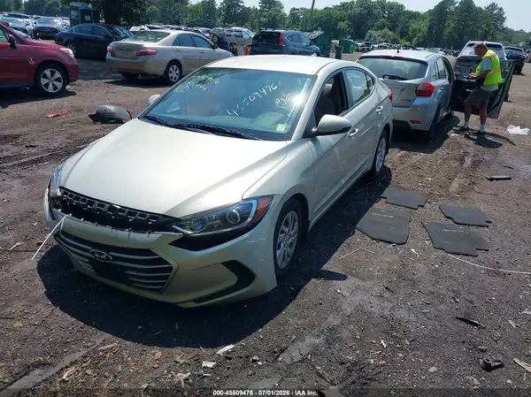 5NPD74LF0JH380935 2018 HYUNDAI ELANTRA - Image 2