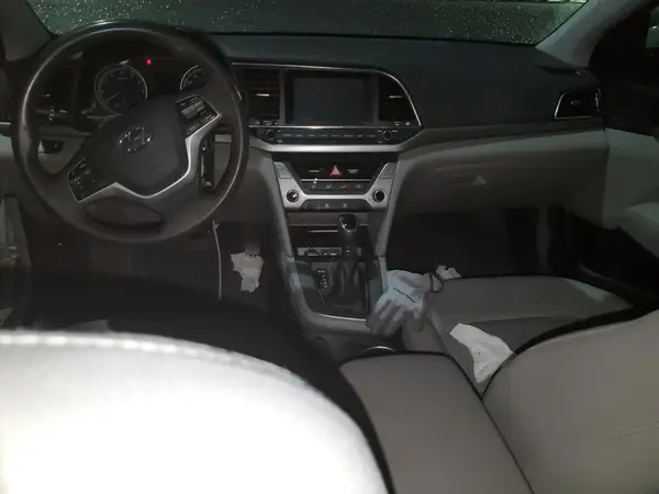 5NPD74LF0JH385424 2018 HYUNDAI ELANTRA - Image 8