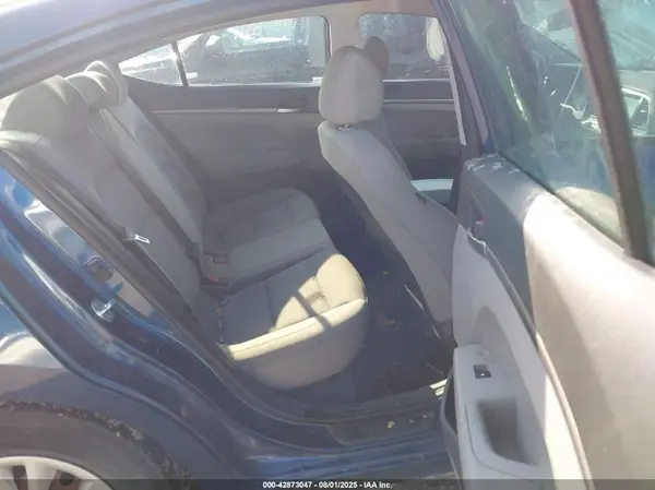 5NPD74LF0JH386640 2018 HYUNDAI ELANTRA - Image 8