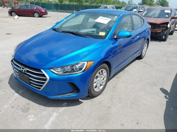 5NPD74LF0JH387237 2018 HYUNDAI ELANTRA - Image 2