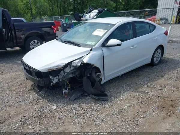 5NPD74LF0JH394530 2018 HYUNDAI ELANTRA - Image 2