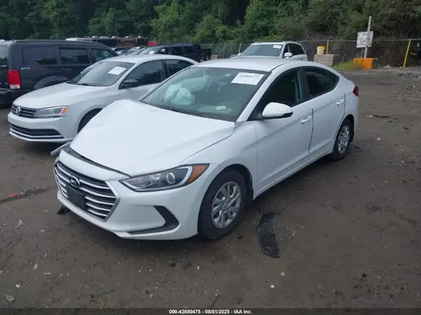 5NPD74LF0JH399470 2018 HYUNDAI ELANTRA - Image 2