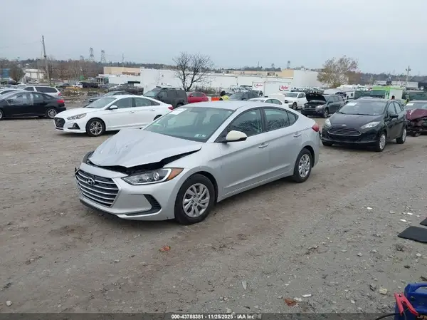 5NPD74LF0JH402299 2018 HYUNDAI ELANTRA - Image 2
