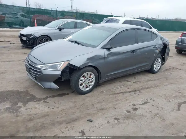 5NPD74LF0KH423137 2019 HYUNDAI ELANTRA - Image 2