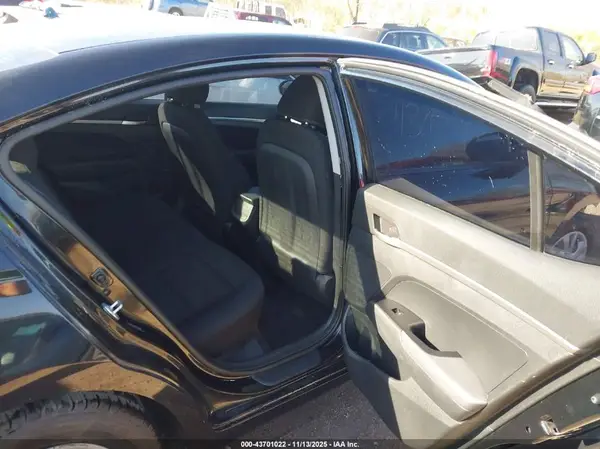 5NPD74LF0KH431982 2019 HYUNDAI ELANTRA - Image 8