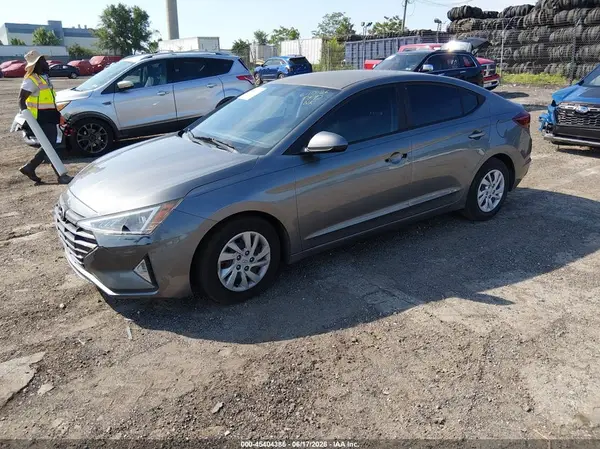 5NPD74LF0KH433781 2019 HYUNDAI ELANTRA - Image 2