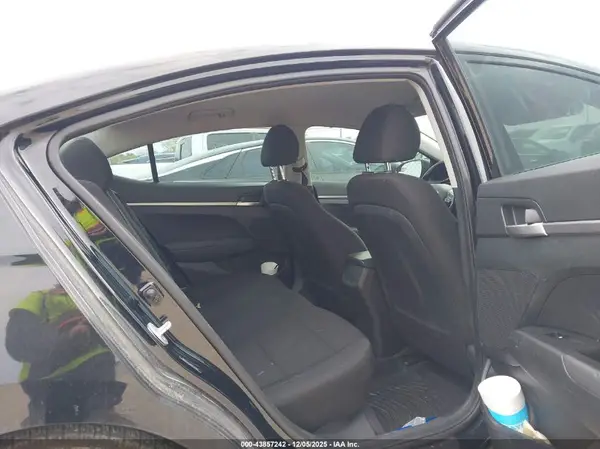 5NPD74LF0KH437944 2019 HYUNDAI ELANTRA - Image 8