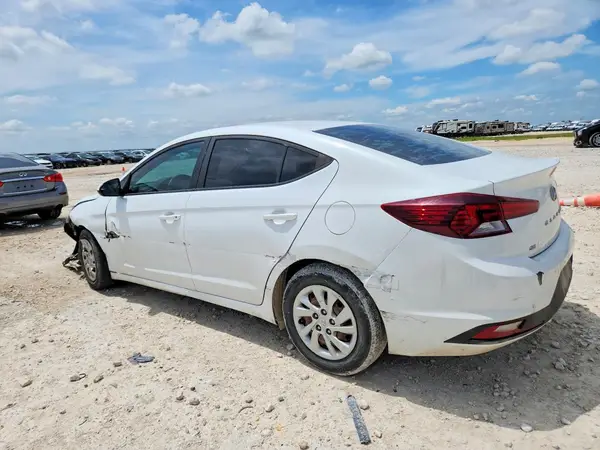 5NPD74LF0KH439645 2019 HYUNDAI ELANTRA - Image 2