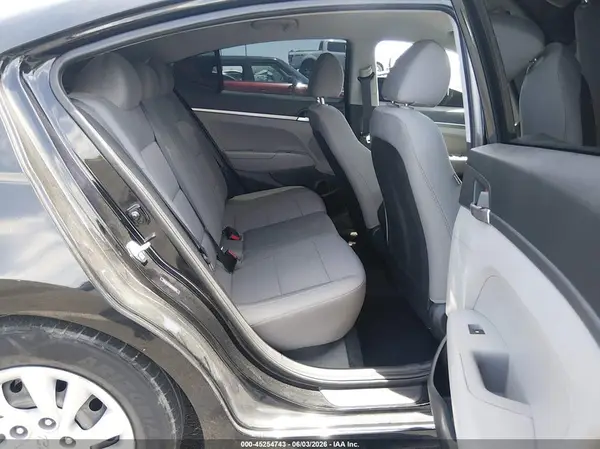 5NPD74LF0KH440648 2019 HYUNDAI ELANTRA - Image 8