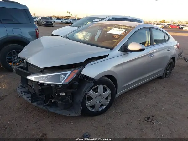 5NPD74LF0KH442075 2019 HYUNDAI ELANTRA - Image 2