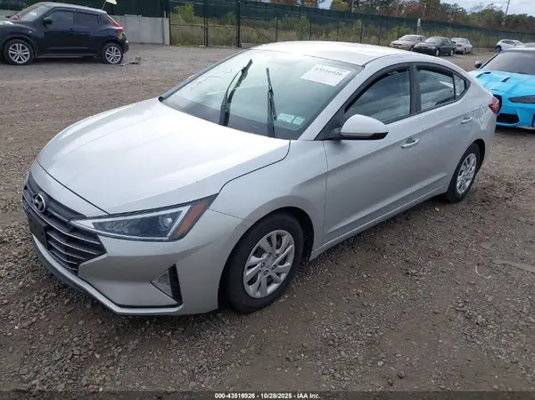 5NPD74LF0KH443484 2019 HYUNDAI ELANTRA - Image 2