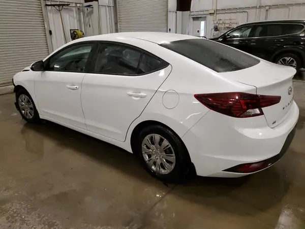 5NPD74LF0KH447485 2019 HYUNDAI ELANTRA - Image 2