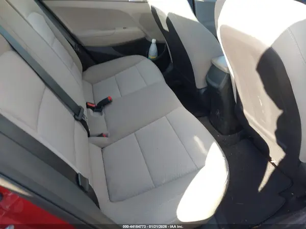 5NPD74LF0KH449639 2019 HYUNDAI ELANTRA - Image 8