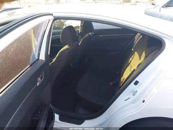 5NPD74LF0KH451097 2019 HYUNDAI ELANTRA - Image 8