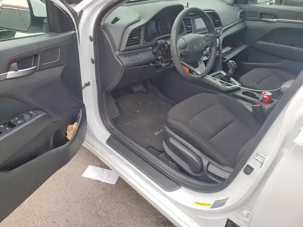 5NPD74LF0KH458583 2019 HYUNDAI ELANTRA - Image 8