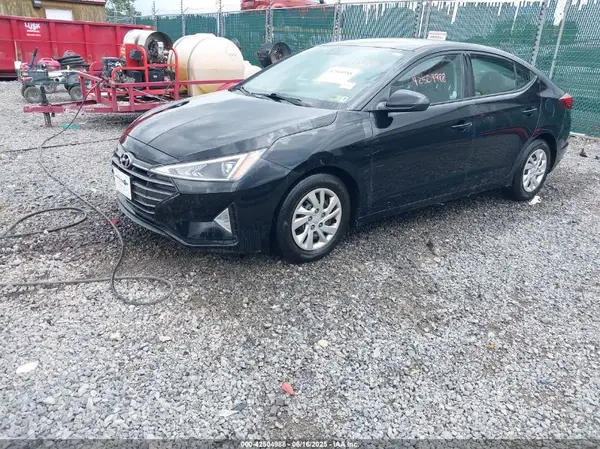 5NPD74LF0KH467879 2019 HYUNDAI ELANTRA - Image 2