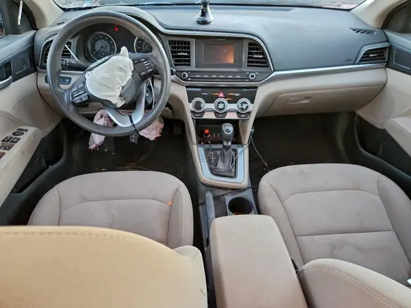 5NPD74LF0KH470703 2019 HYUNDAI ELANTRA - Image 8