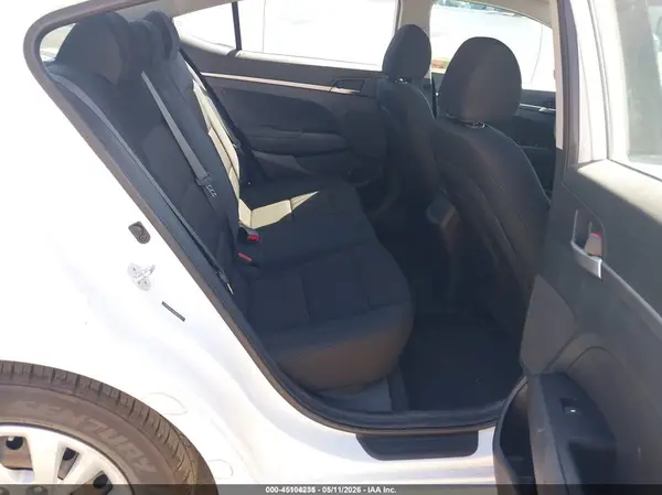 5NPD74LF0KH482916 2019 HYUNDAI ELANTRA - Image 8