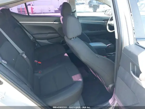 5NPD74LF0KH483497 2019 HYUNDAI ELANTRA - Image 8