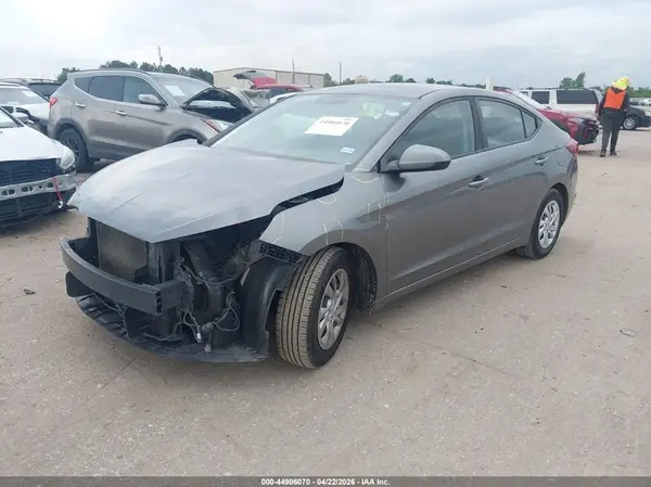 5NPD74LF0KH485671 2019 HYUNDAI ELANTRA - Image 2