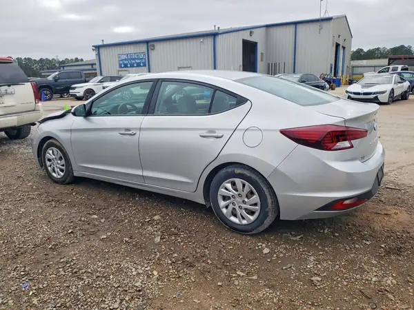 5NPD74LF0KH485959 2019 HYUNDAI ELANTRA - Image 2