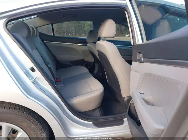 5NPD74LF0KH489915 2019 HYUNDAI ELANTRA - Image 8