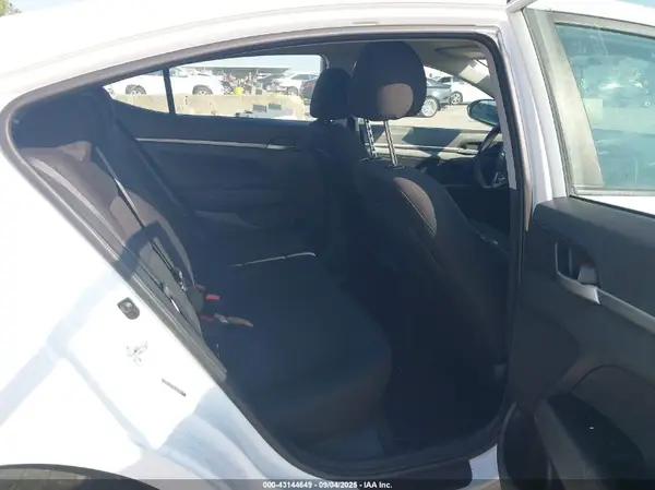 5NPD74LF0KH491230 2019 HYUNDAI ELANTRA - Image 8