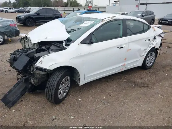 5NPD74LF0LH515205 2020 HYUNDAI ELANTRA - Image 2