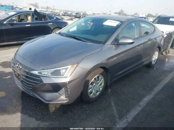 5NPD74LF0LH533168 2020 HYUNDAI ELANTRA - Image 2