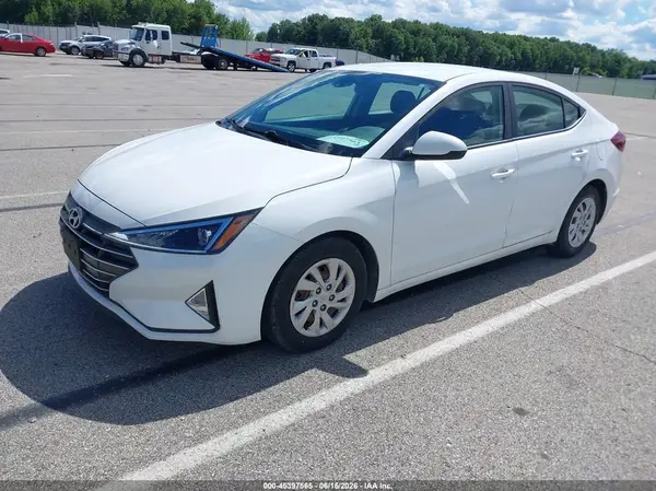 5NPD74LF0LH613893 2020 HYUNDAI ELANTRA - Image 2