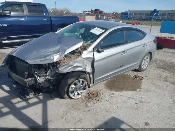 5NPD74LF0LH617927 2020 HYUNDAI ELANTRA - Image 2