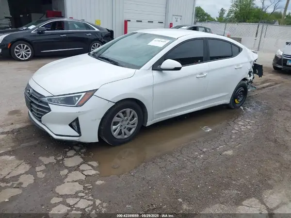 5NPD74LF0LH618060 2020 HYUNDAI ELANTRA - Image 2