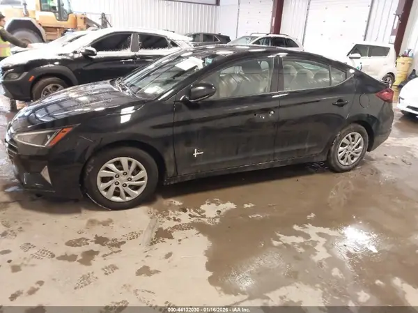 5NPD74LF0LH619547 2020 HYUNDAI ELANTRA - Image 2