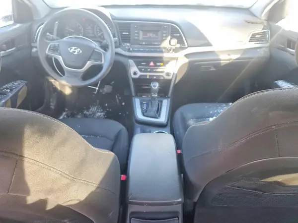 5NPD74LF1HH043118 2017 HYUNDAI ELANTRA - Image 8