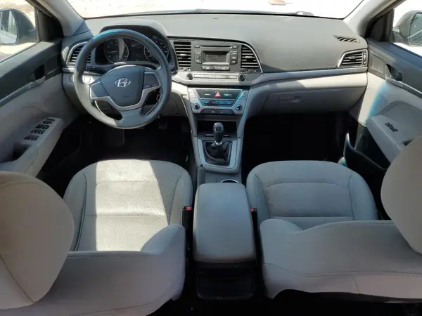 5NPD74LF1HH054068 2017 HYUNDAI ELANTRA - Image 8