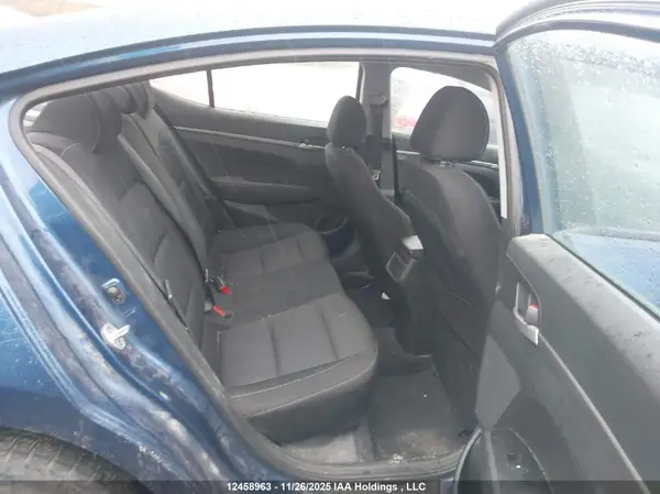 5NPD74LF1HH070335 2017 HYUNDAI ELANTRA - Image 8