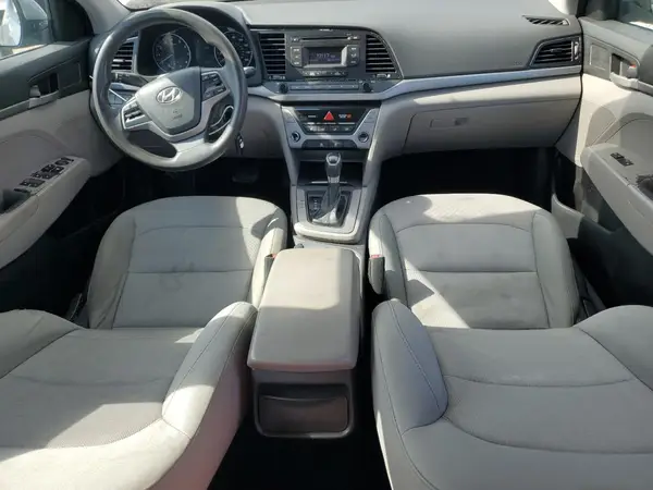 5NPD74LF1HH071193 2017 HYUNDAI ELANTRA - Image 8